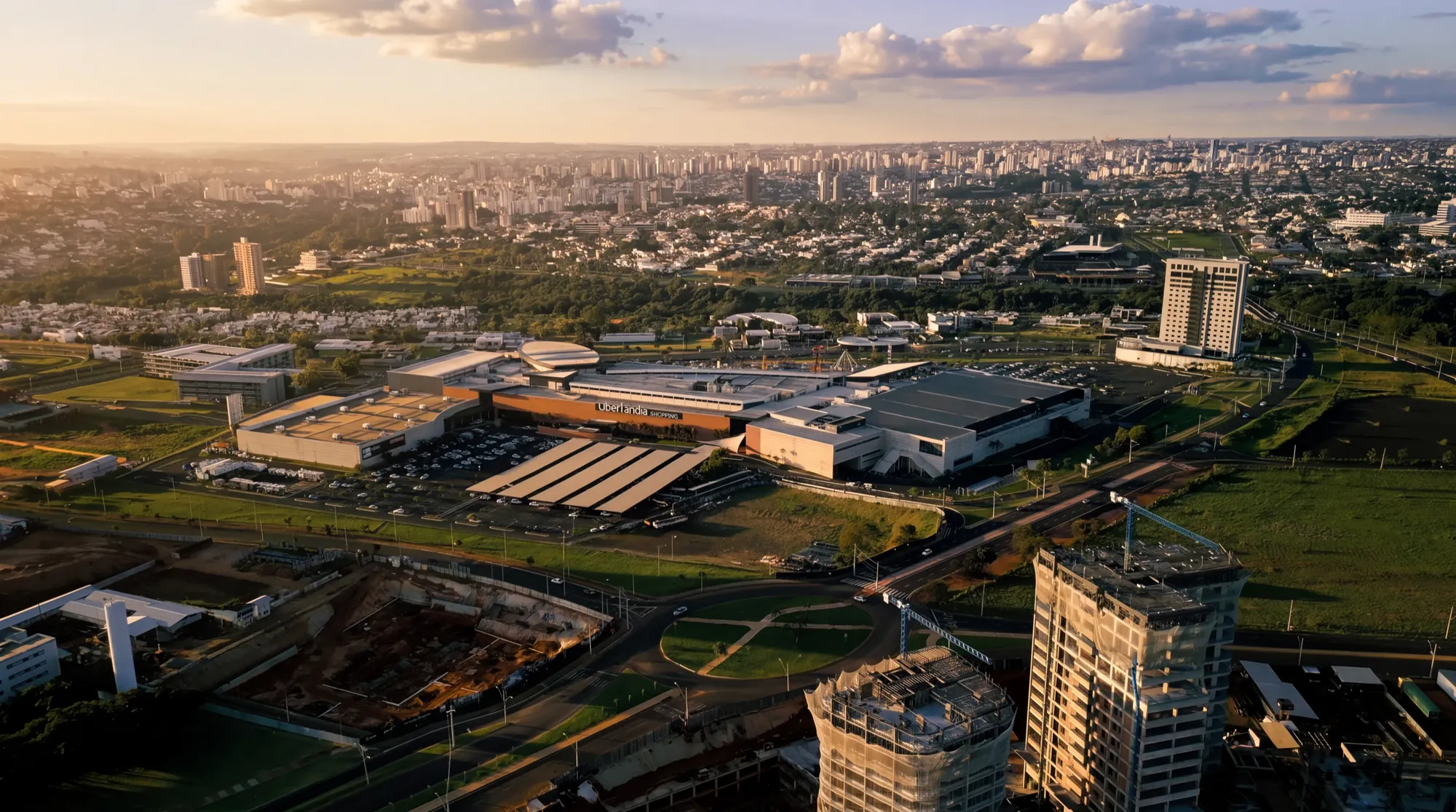 Zona Sul de Uberlândia ao entardecer